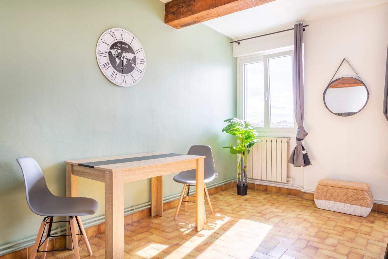 Hostel Ambassade Bretonne Vieux-Port Marseille Eksteriør billede